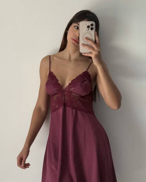 Nuisette satin courte